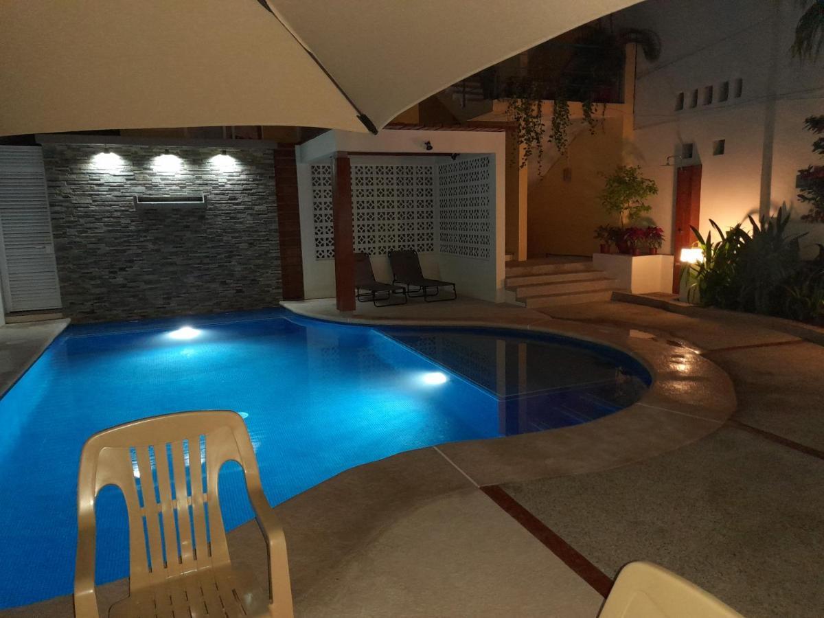 Brisamar Guesthouse プエルト・エスコンディード エクステリア 写真