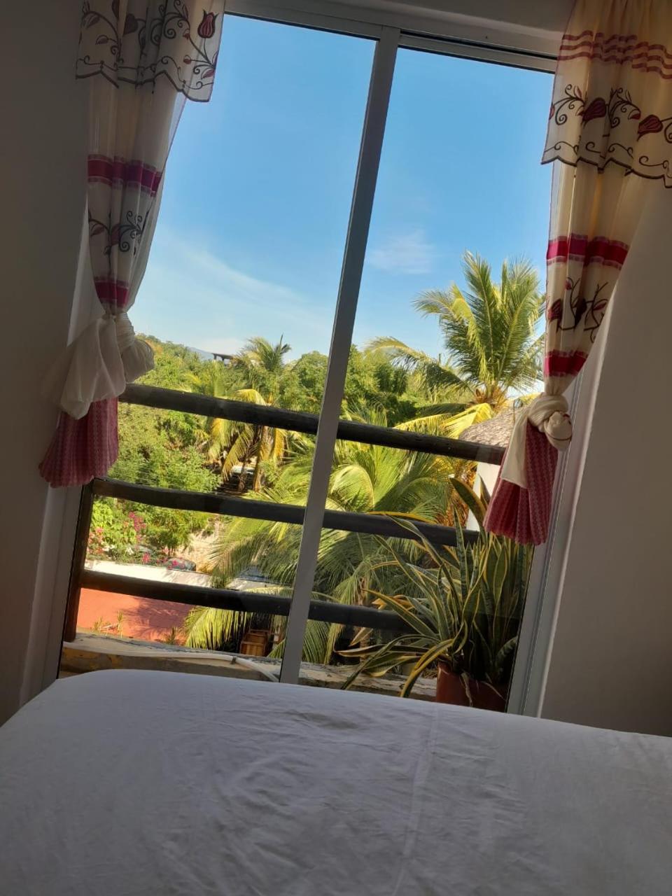 Brisamar Guesthouse プエルト・エスコンディード エクステリア 写真